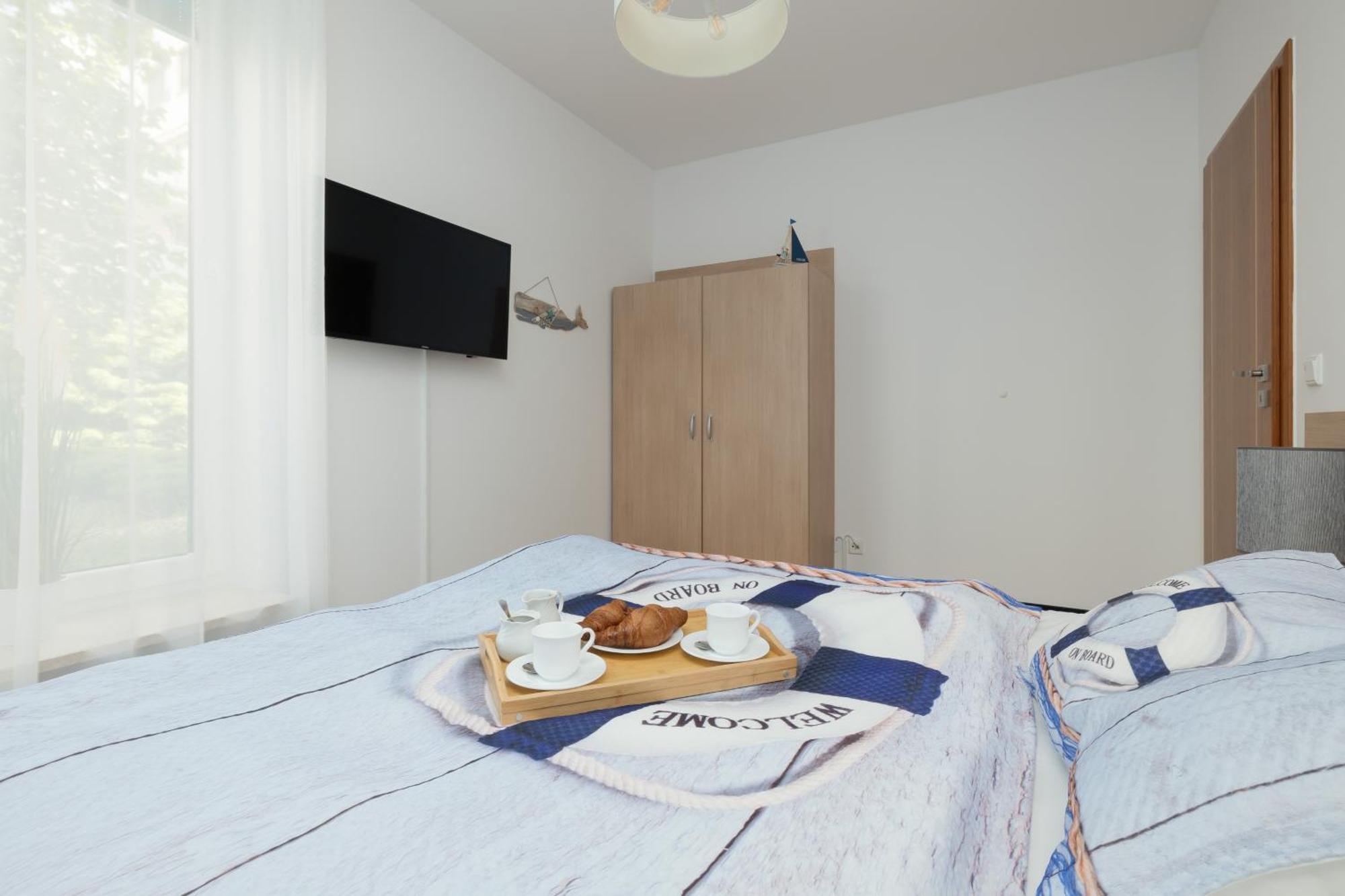 Aquamarina Apartment With Terrace - Close To The Beach - By Renters Мендзыздрое Экстерьер фото